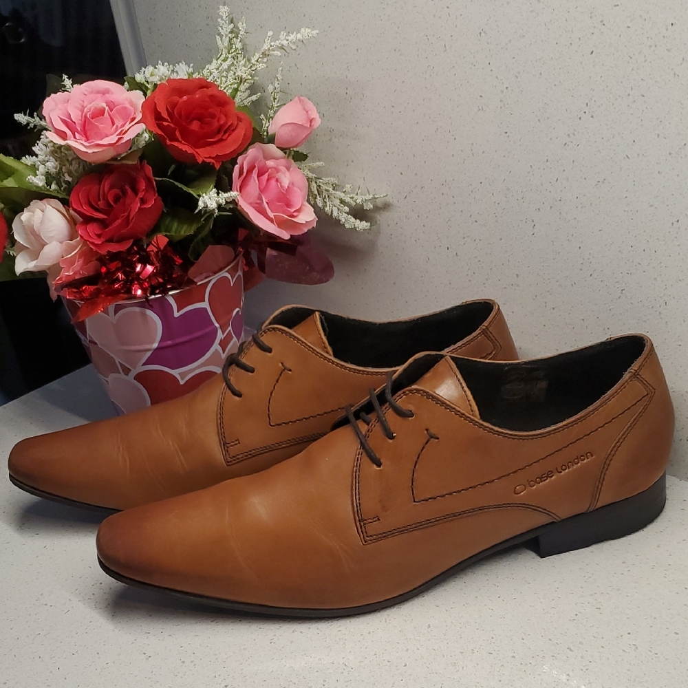 BASE LONDON Brown Leather Oxfords